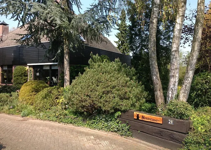 Bed & Breakfast Molenzicht *